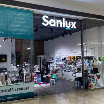 Bratislava - Sanlux (1. poschodie), OC EUROVEA