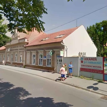 Komárno - Lekáreň AGEL (pri nemocnici)
